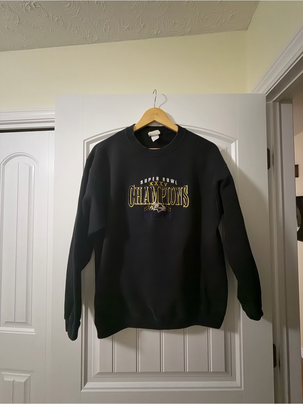 Vintage 2000 Baltimore Ravens Embroidered Sweatshirt
